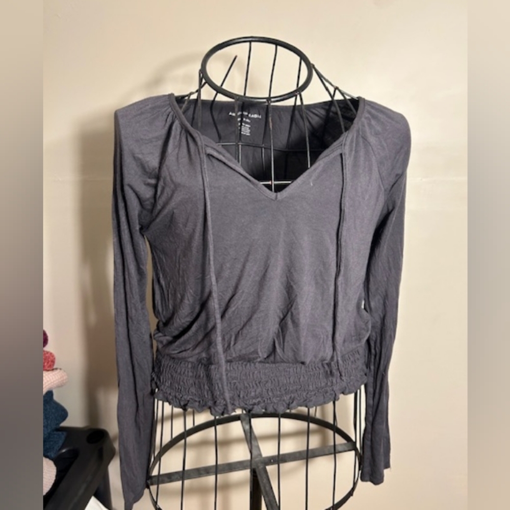 AEO size extra small womens shirt gray soft sexy t tee long sleeve